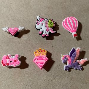 6 ASSORTED CHARMS FOR DECORATING SHOES - UNICORN